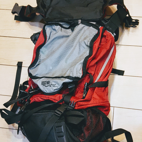 solar hydration backpack